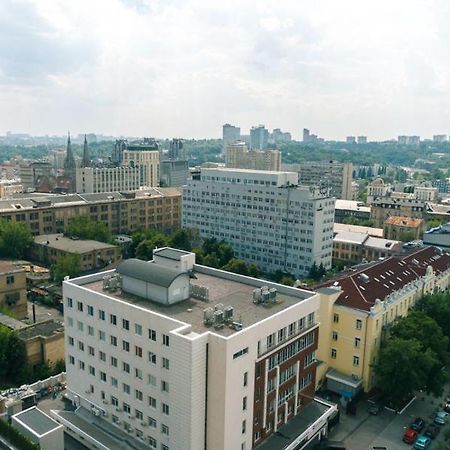 קייב Квартира На Улице Деловая מראה חיצוני תמונה